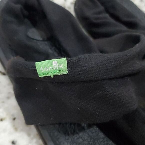 Sanuk womans black sandals,  size 7 - Picture 6 of 7